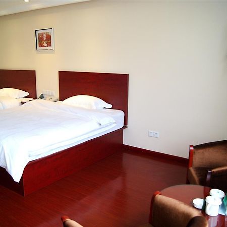 Greentree Inn Jiangxi Fuzhou Gandong Bridge Express Hotel المظهر الخارجي الصورة