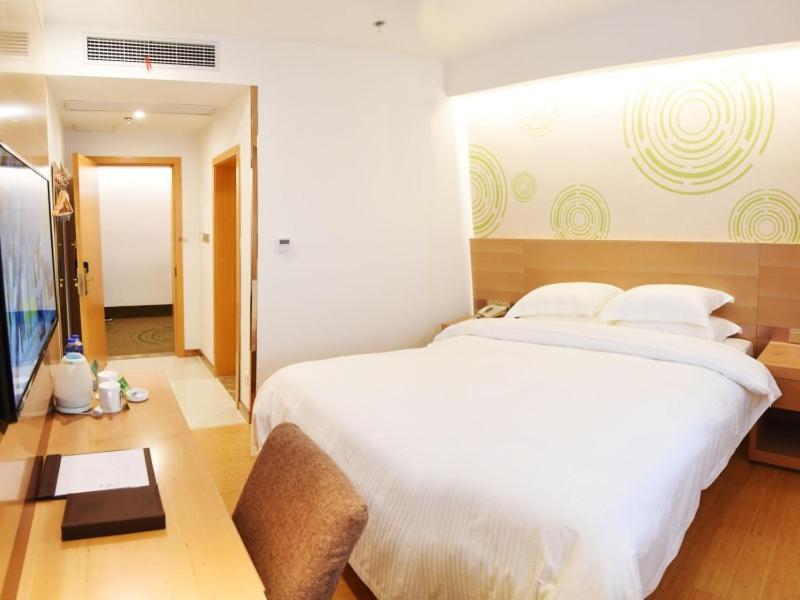 Greentree Inn Jiangxi Fuzhou Gandong Bridge Express Hotel المظهر الخارجي الصورة