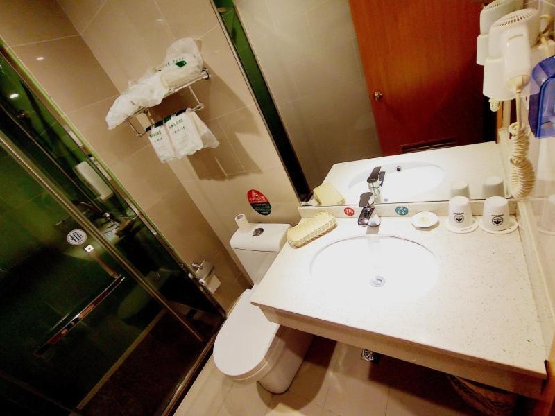 Greentree Inn Jiangxi Fuzhou Gandong Bridge Express Hotel المظهر الخارجي الصورة