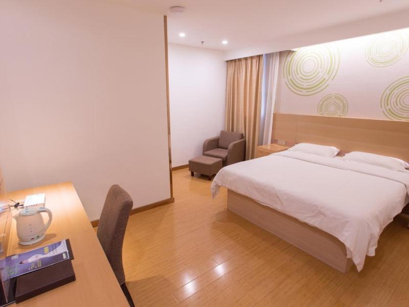 Greentree Inn Jiangxi Fuzhou Gandong Bridge Express Hotel المظهر الخارجي الصورة