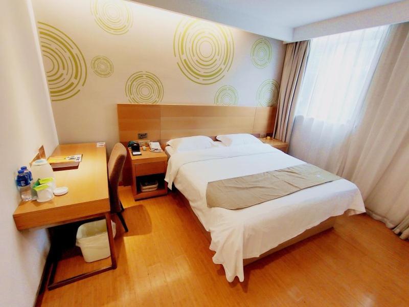 Greentree Inn Jiangxi Fuzhou Gandong Bridge Express Hotel المظهر الخارجي الصورة