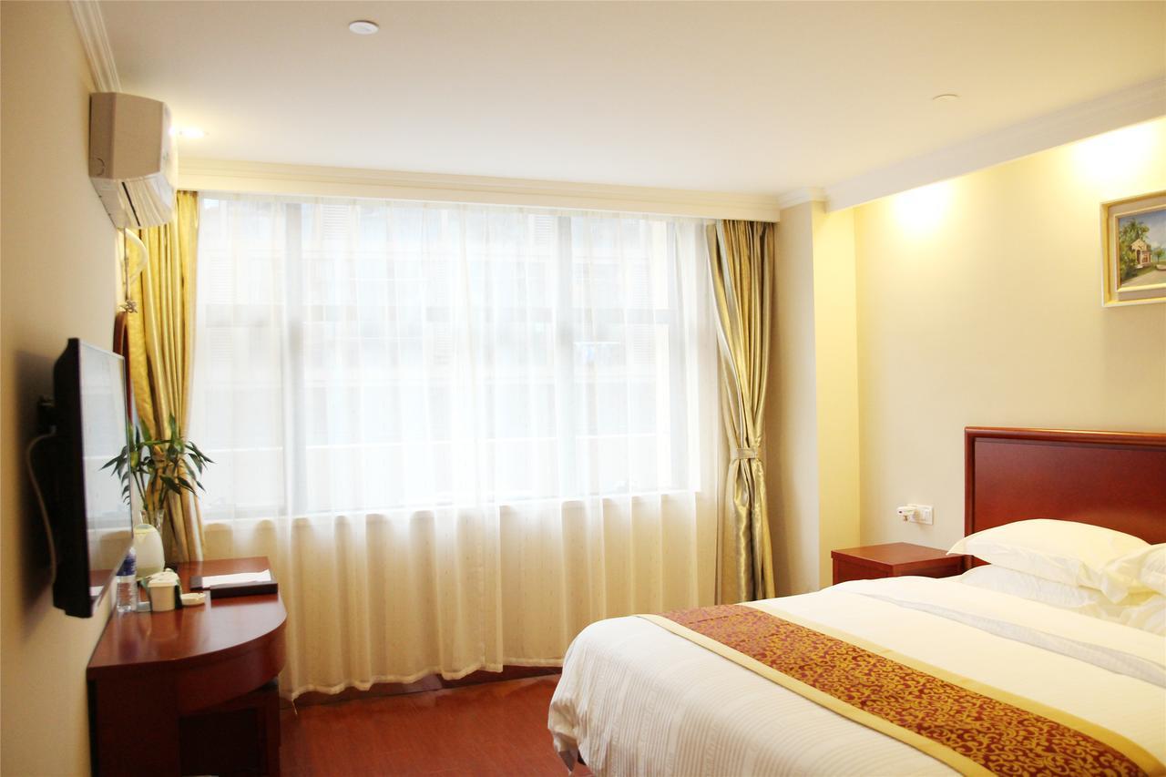 Greentree Inn Jiangxi Fuzhou Gandong Bridge Express Hotel المظهر الخارجي الصورة