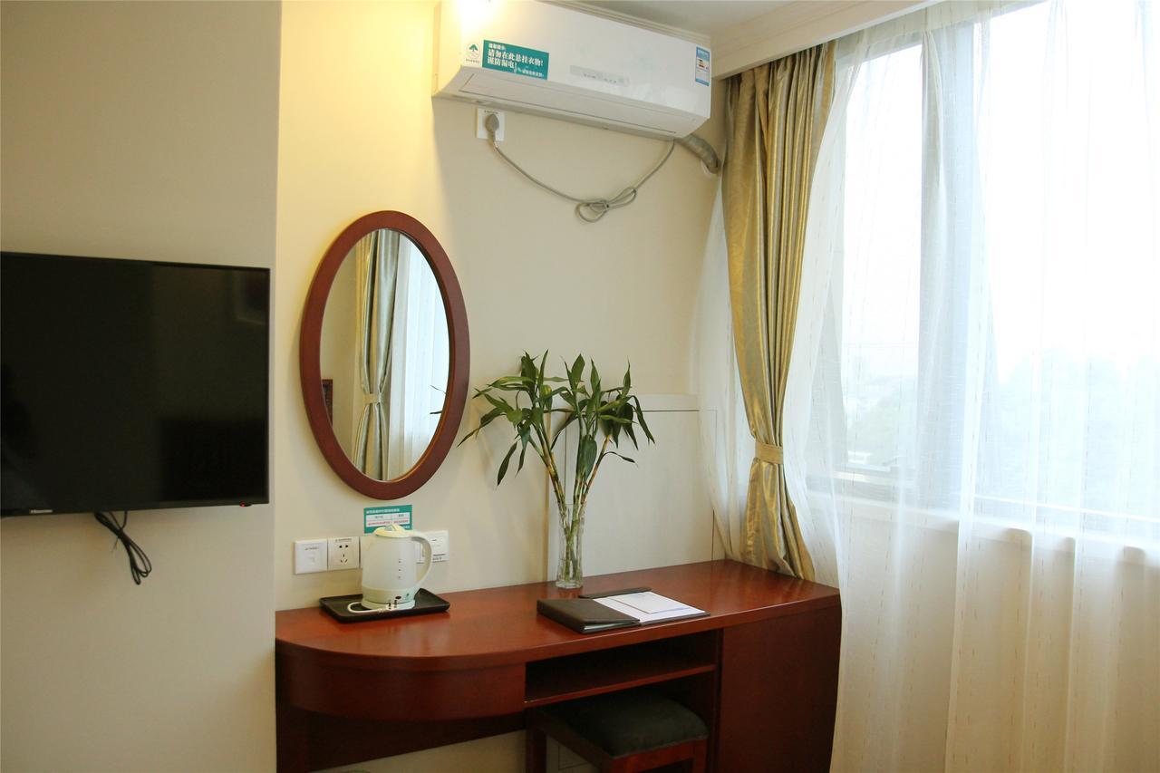 Greentree Inn Jiangxi Fuzhou Gandong Bridge Express Hotel المظهر الخارجي الصورة