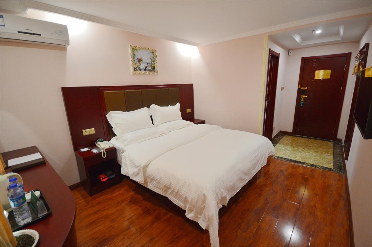 Greentree Inn Jiangxi Fuzhou Gandong Bridge Express Hotel المظهر الخارجي الصورة
