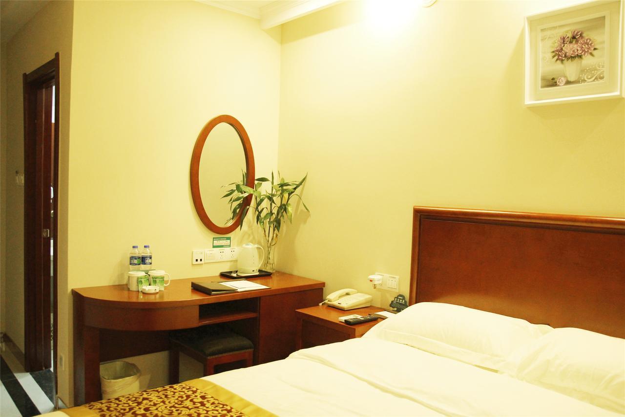 Greentree Inn Jiangxi Fuzhou Gandong Bridge Express Hotel المظهر الخارجي الصورة